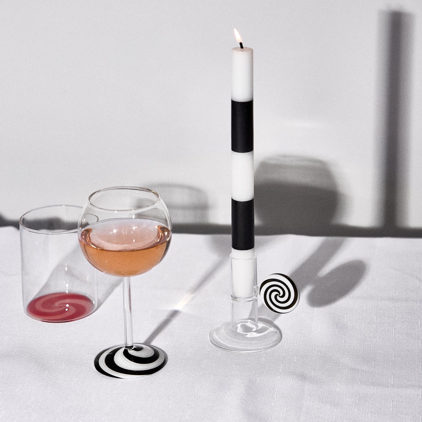 SWIRL CANDLE HOLDER